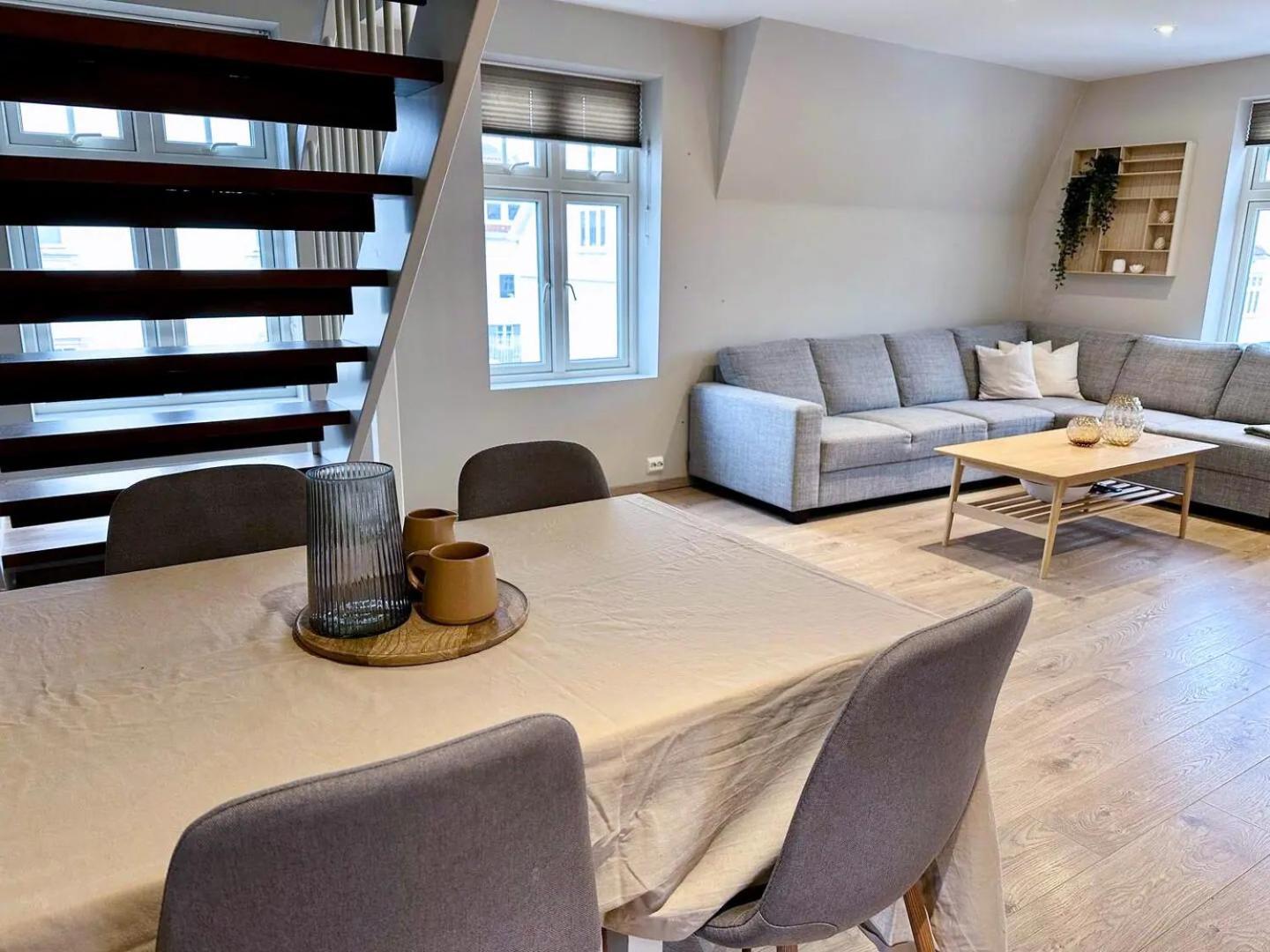 Stylish & Bright Penthouse - Office - 5 Star Location! Egersund Exterior foto